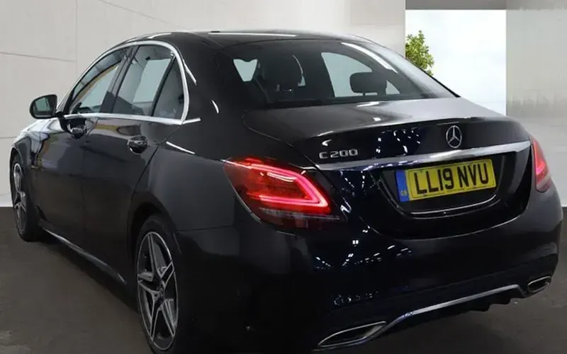Used Mercedes C200 AMG line 184 HP (135 kW) 2019 Sedan
