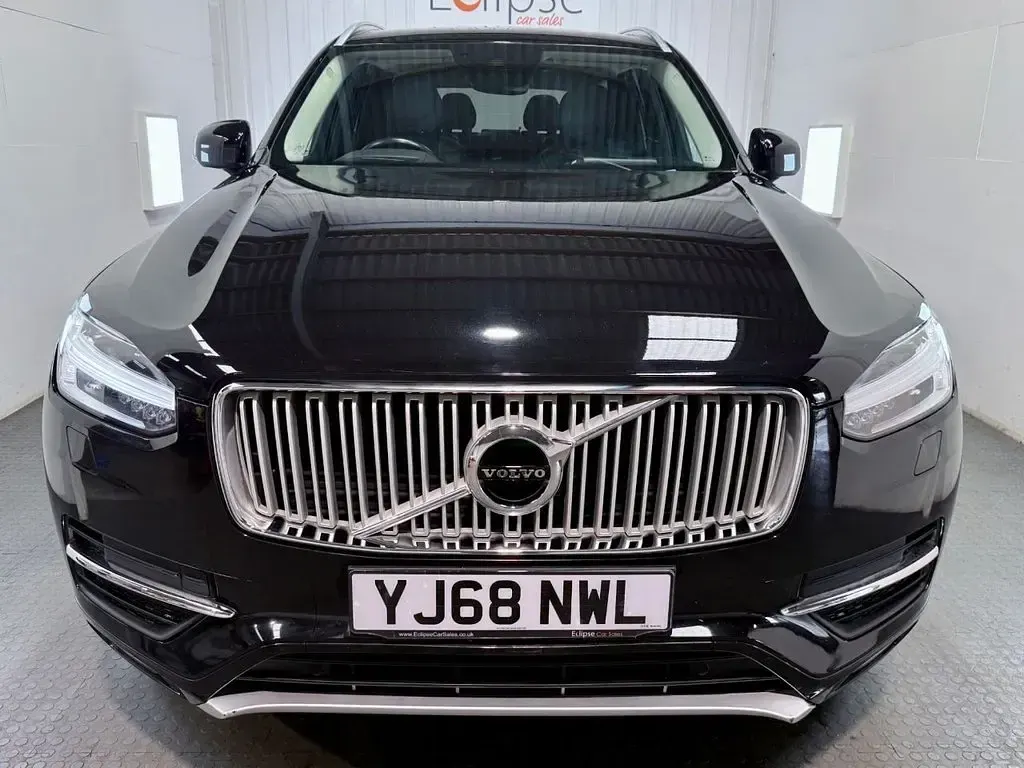 Used Volvo XC90 Inscription 235 HP (172 kW) 2018 Black SUV