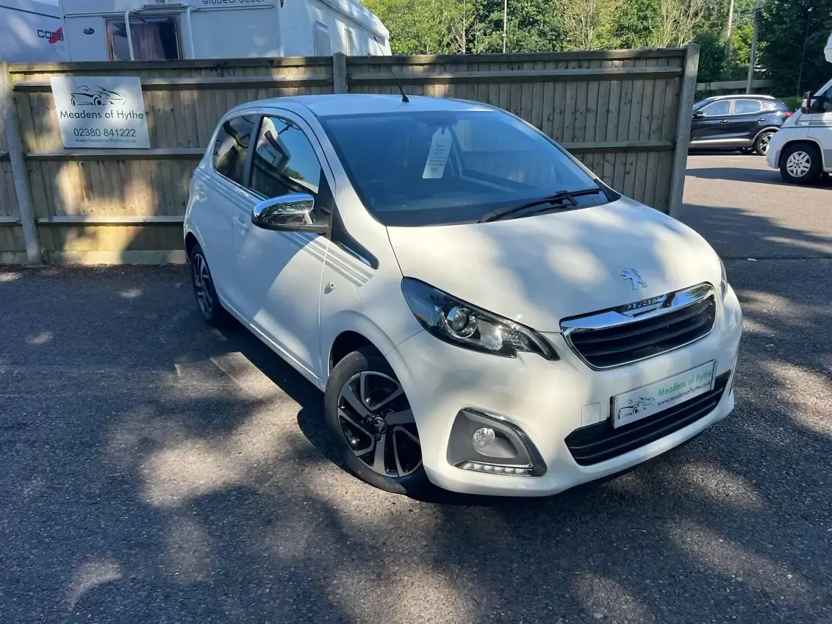 Used Peugeot 108 Collection 72 HP (52 kW) 2019 Hatchback