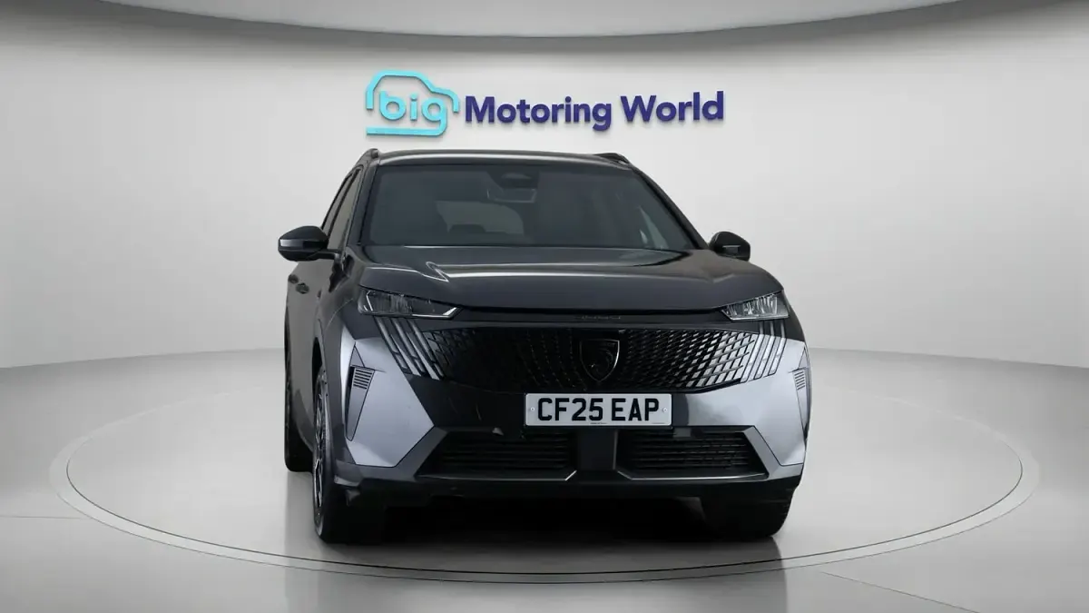 Used Peugeot 5008 Allure 136 HP (100 kW) 2025 Grey SUV