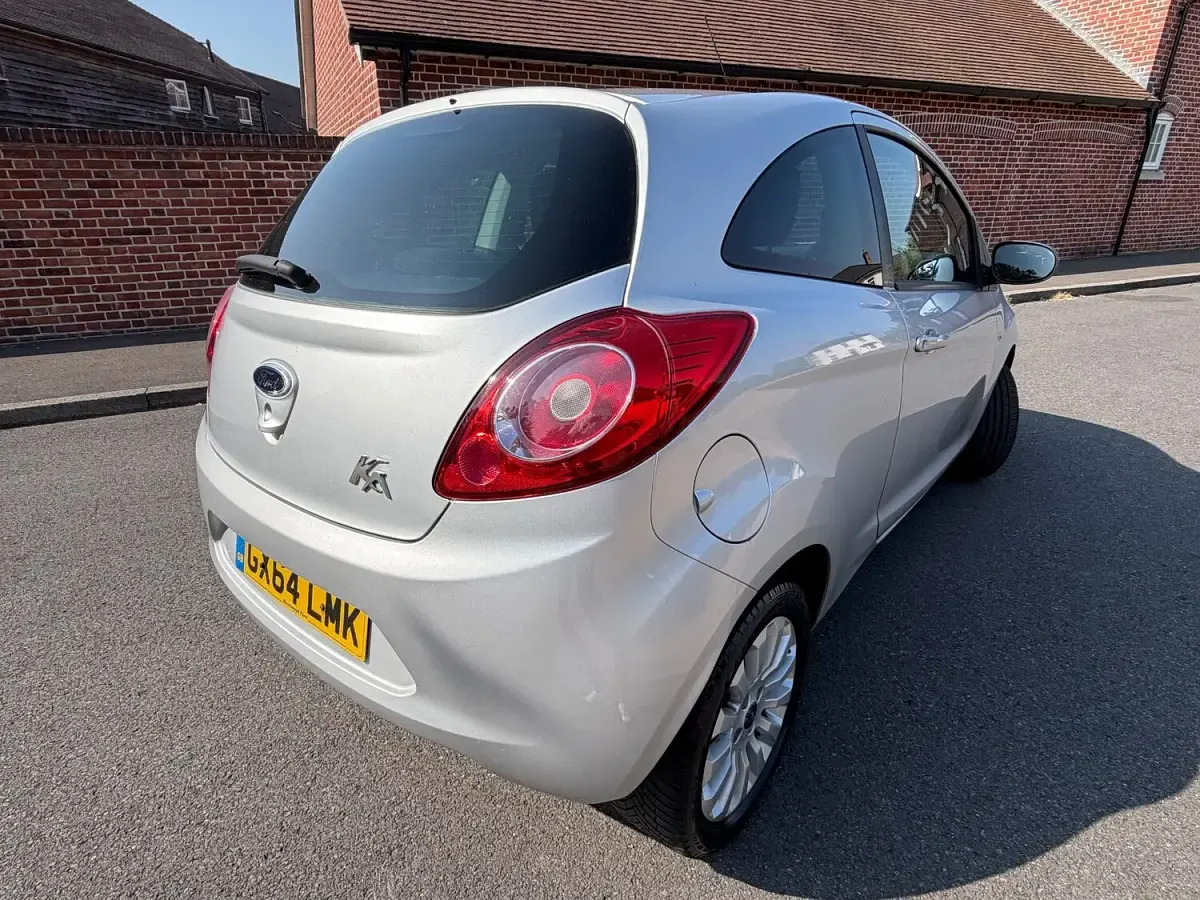 Used Ford Ka Zetec 69 HP (50 kW) 2014 Silver Hatchback