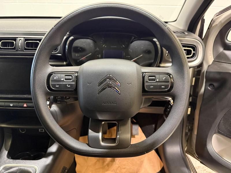 Used Citroën C3 PureTech 82 HP (60 kW) 2024 Grey Hatchback