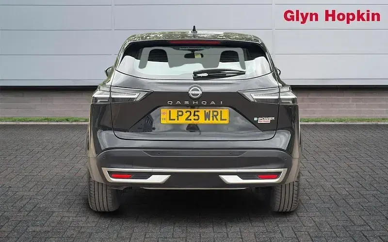 Used Nissan Qashqai Acenta Premium 190 HP (139 kW) 2025 Black SUV