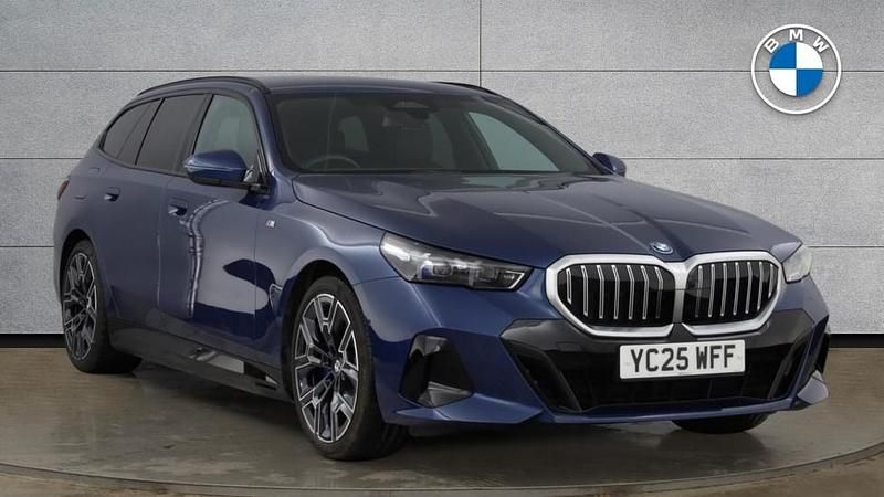 Used BMW 530e M Sport 295 HP (216 kW) 2025 Blue Estate