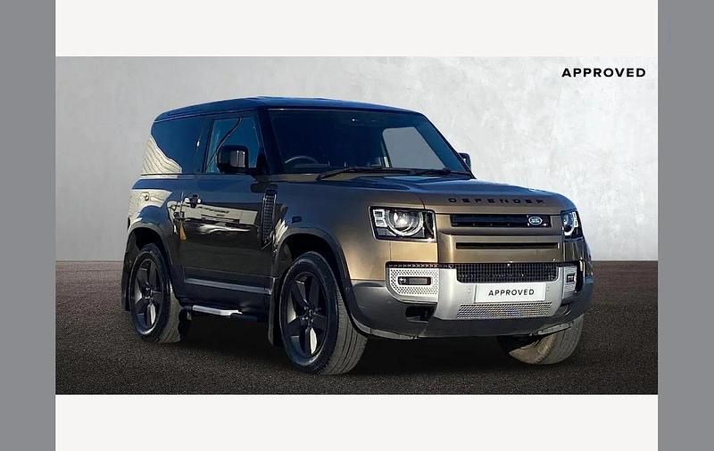 Used Land Rover Defender SE 250 HP (183 kW) 2022 Brown SUV