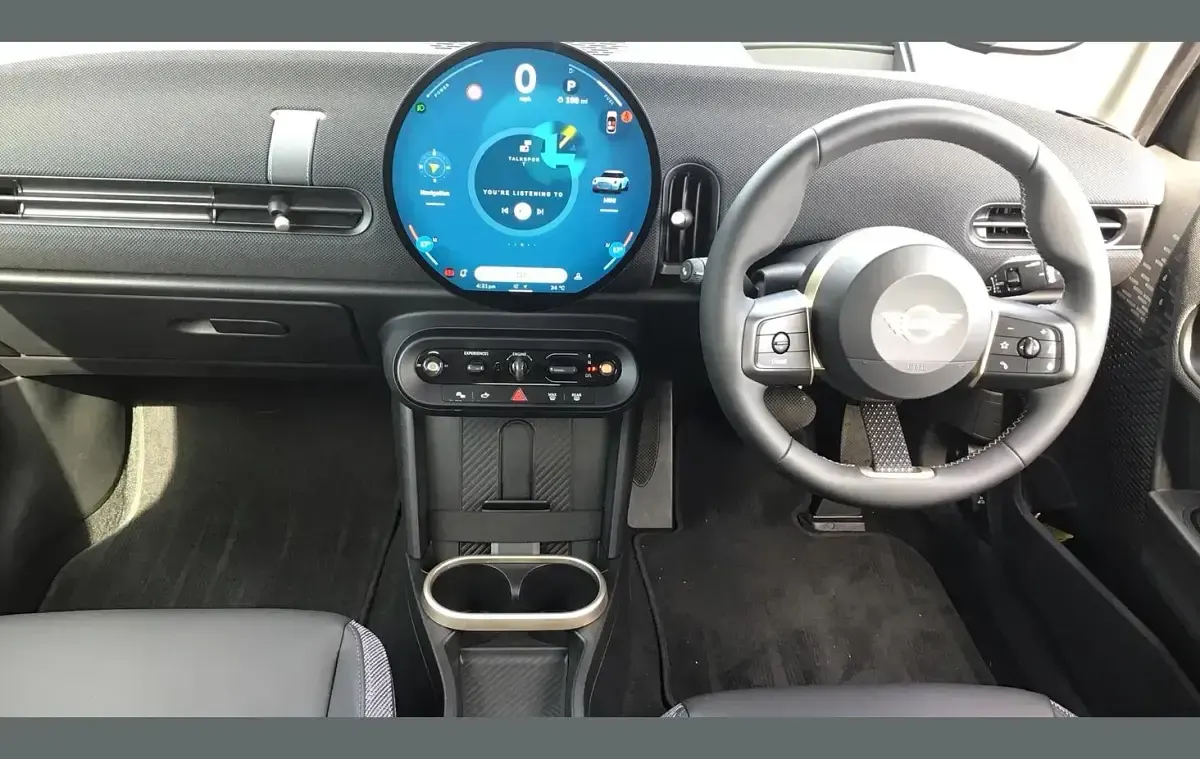 Used Mini Cooper Classic 147 kW (200 HP) 2025 White Hatchback