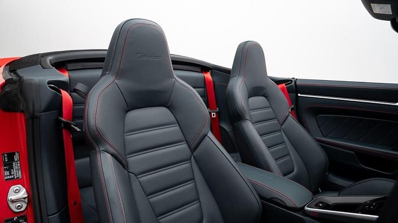 Used Porsche 911 550 HP (404 kW) 2024 Red Cabriolet