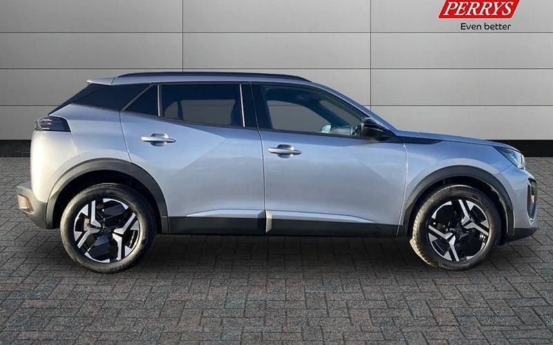 Used Peugeot 2008 Allure 101 HP (74 kW) 2024 SUV