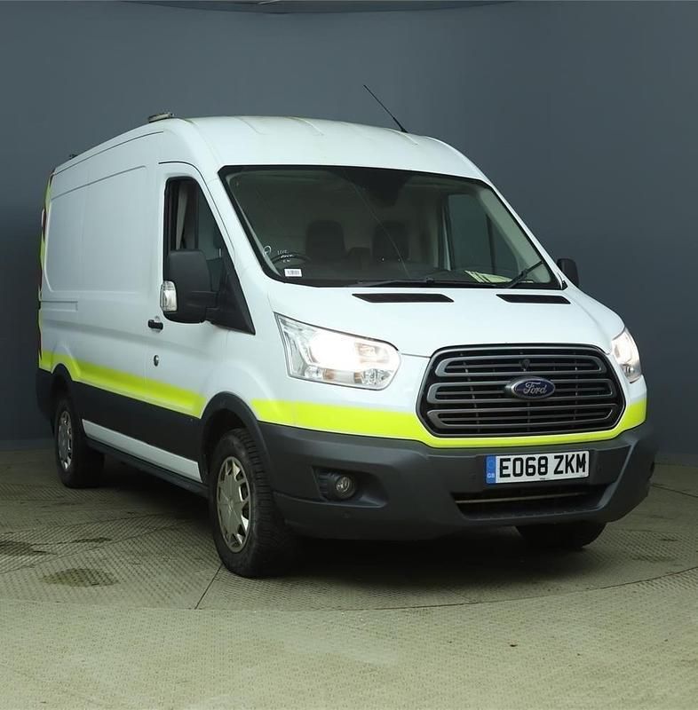 White Used 2018 Ford Transit Trend Van | £9,995 (Fair price) - Image 1/1