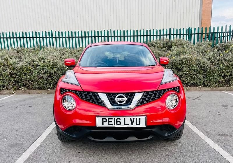 Red Used 2016 Nissan Juke Visia SUV | £4,595 (Super price) - Image 1/4