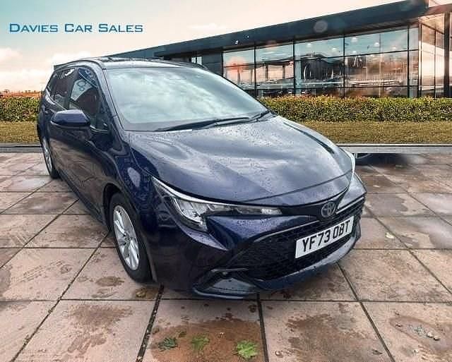 Used Toyota Corolla 140 HP (102 kW) 2023 Blue Estate