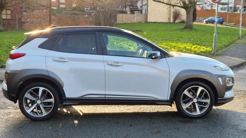 Used Hyundai Kona Premium 2019 White SUV