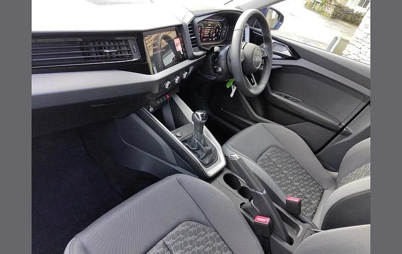 Used Audi A1 Sport 113 HP (83 kW) 2025 Blue SUV