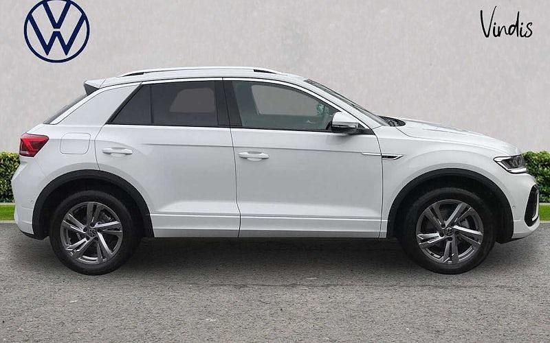 Used VW T-Roc R-line 150 HP (110 kW) 2025 White SUV