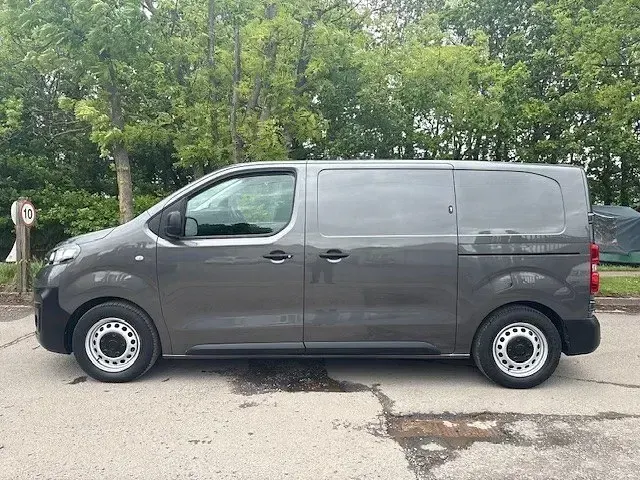 Käytetty Fiat Scudo 2022 Harmaa Van
