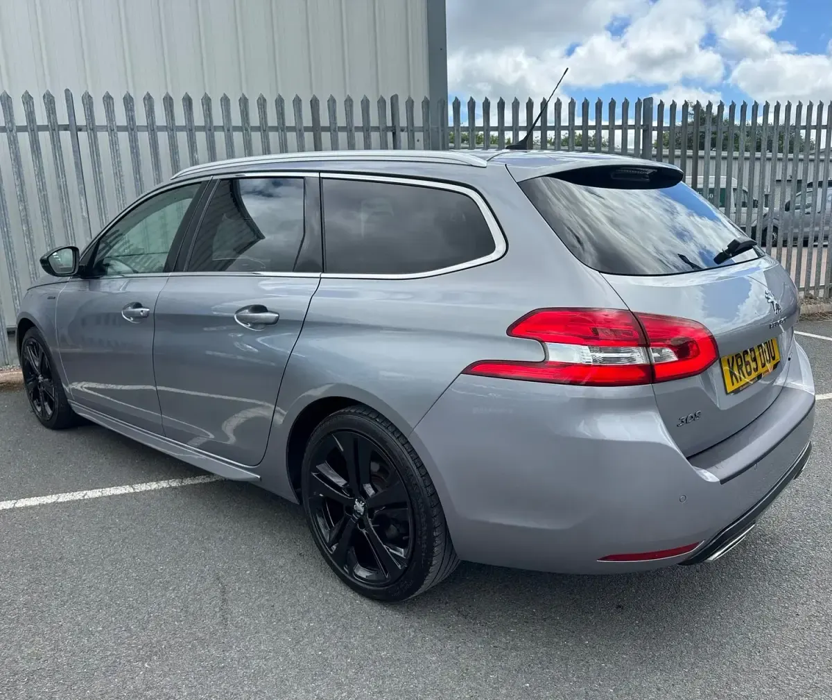 Used Peugeot 308 SW GT-line 2019 Grey Estate