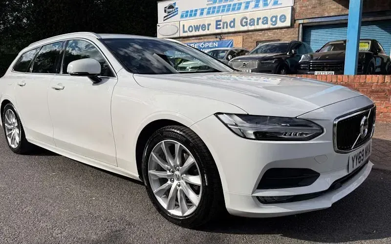 Used Volvo V90 Momentum 190 HP (139 kW) 2019 Estate