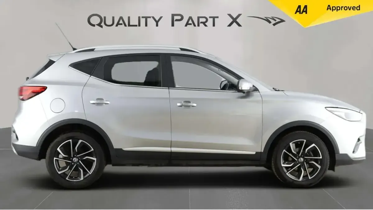 Used MG ZS Exclusive 111 HP (81 kW) 2024 Silver SUV