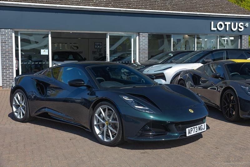 Used Lotus Emira 2024 Green Coupe