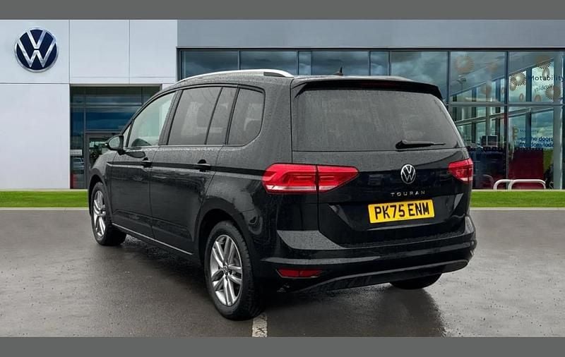 Used VW Touran Match 150 HP (110 kW) 2025 Black MPV