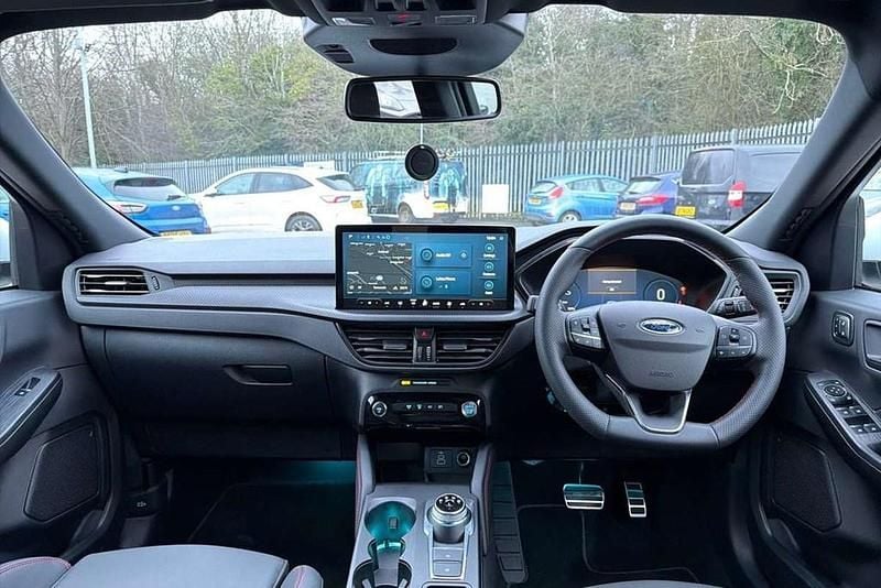 Used Ford Kuga ST-Line 239 HP (175 kW) 2025 White SUV