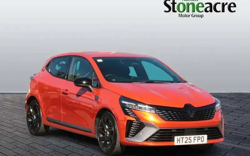 Used Renault Clio Esprit Alpine 90 HP (66 kW) 2025 Hatchback