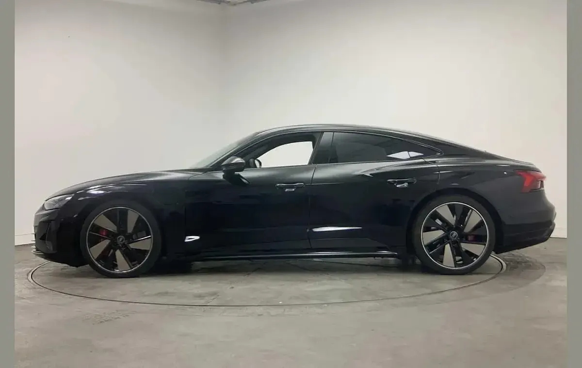 Used Audi RS e-tron GT Comfort 475 kW (646 HP) 2021 Black Sedan