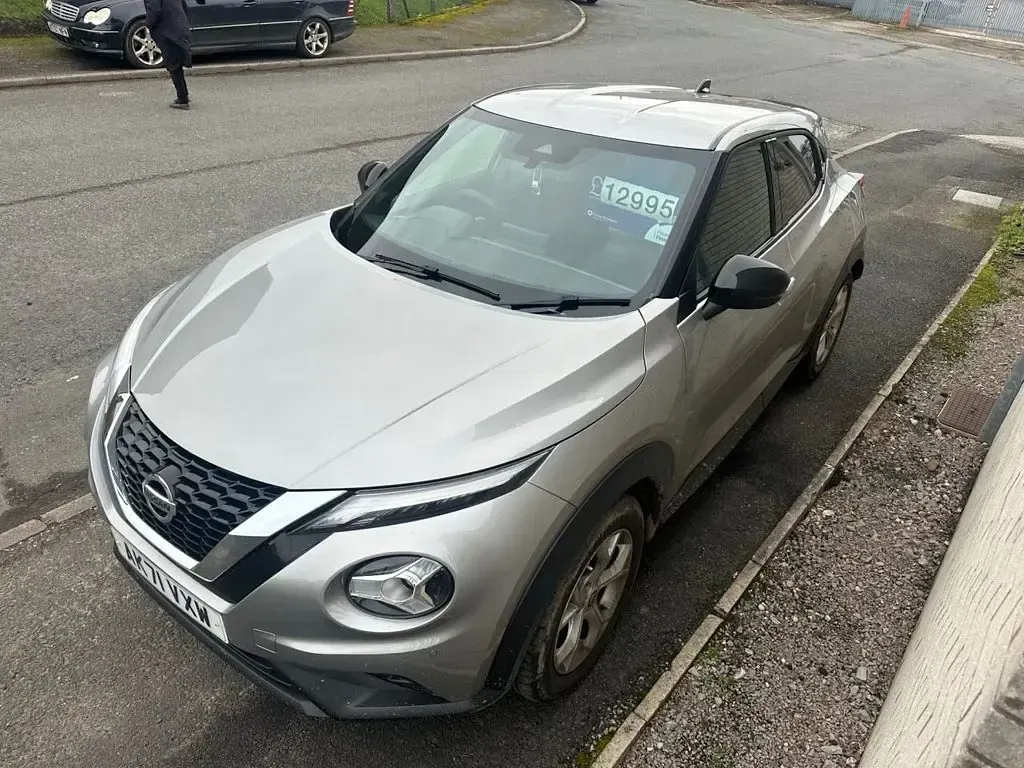 Used Nissan Juke N-Connecta 114 HP (83 kW) 2021 Silver SUV