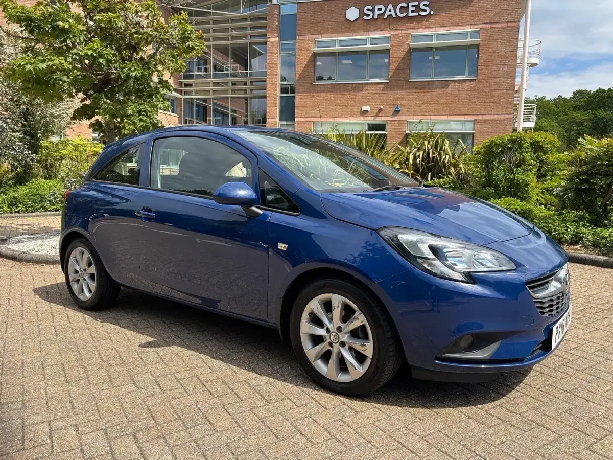 Used Vauxhall Corsa 75 HP (55 kW) 2018 Blue Hatchback