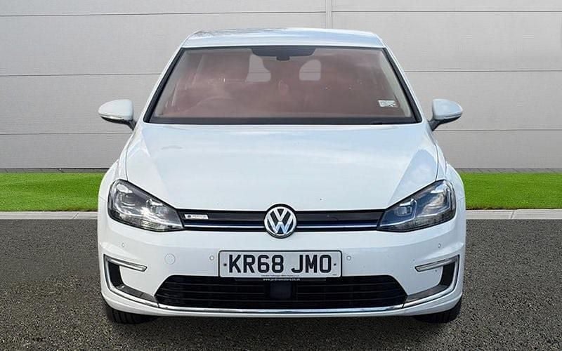 Used VW e-Golf 99 kW (135 HP) 2018 White Hatchback