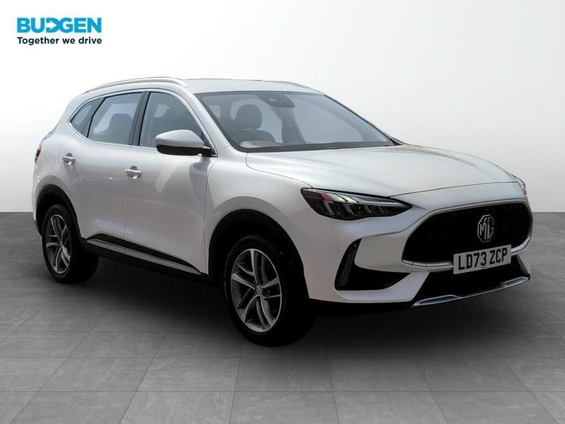 White Used 2024 MG HS SE SUV | £16,621 (Fair price) - Image 1/4