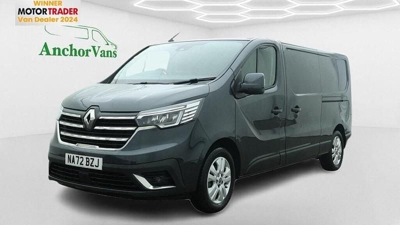 Grey Used 2022 Renault Trafic | £18,994 (A bit pricey) - Image 1/4