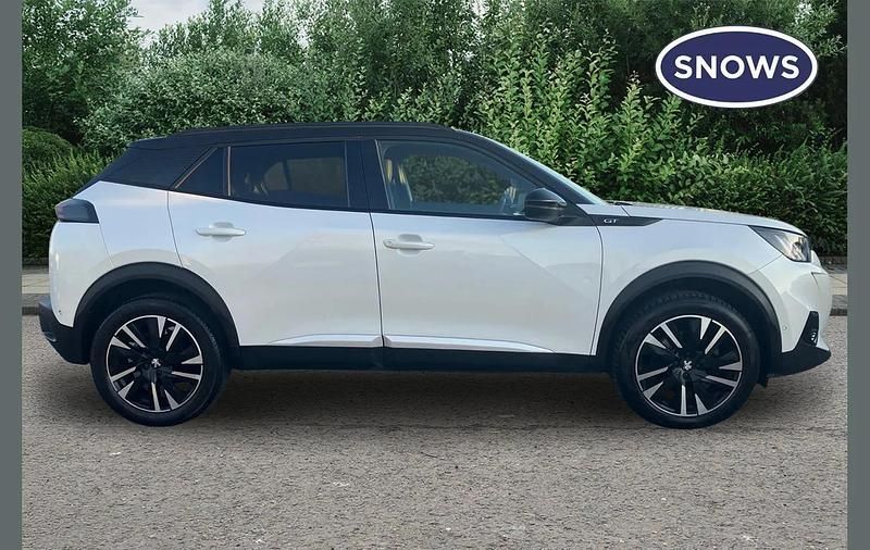 Used Peugeot 2008 Premium 155 HP (114 kW) 2021 White SUV