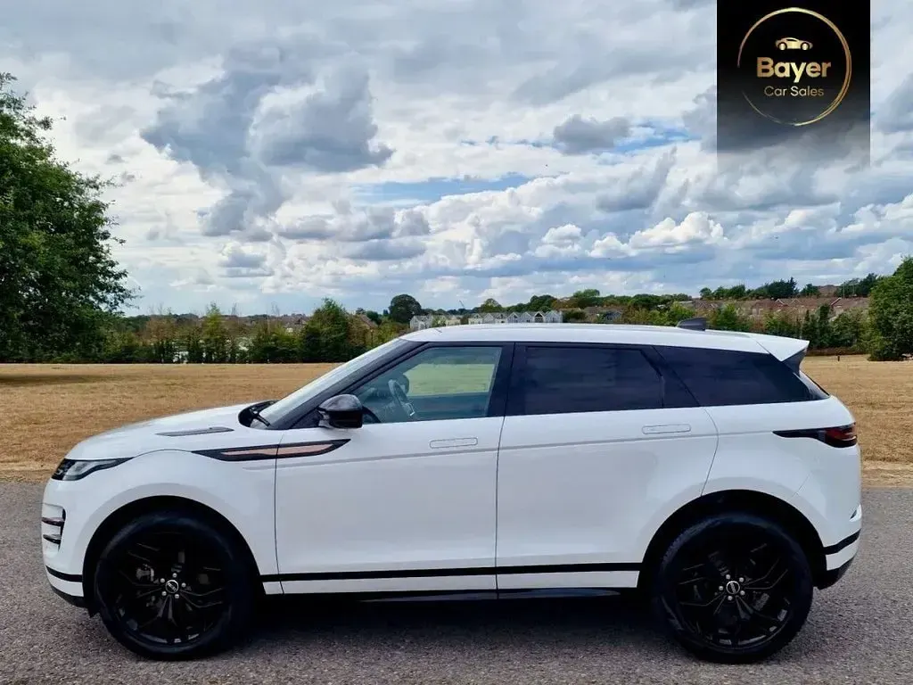 Used Land Rover Range Rover evoque SE Dynamic 204 HP (150 kW) 2022 White SUV