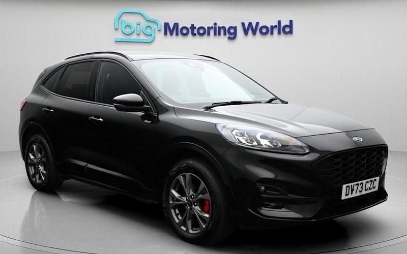 Usado Ford Kuga ST-Line 224 HP (164 kW) 2023 SUV