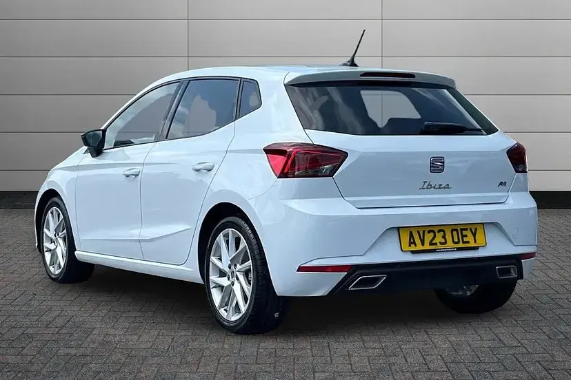 Used Seat Ibiza FR 110 HP (80 kW) 2023 White Hatchback