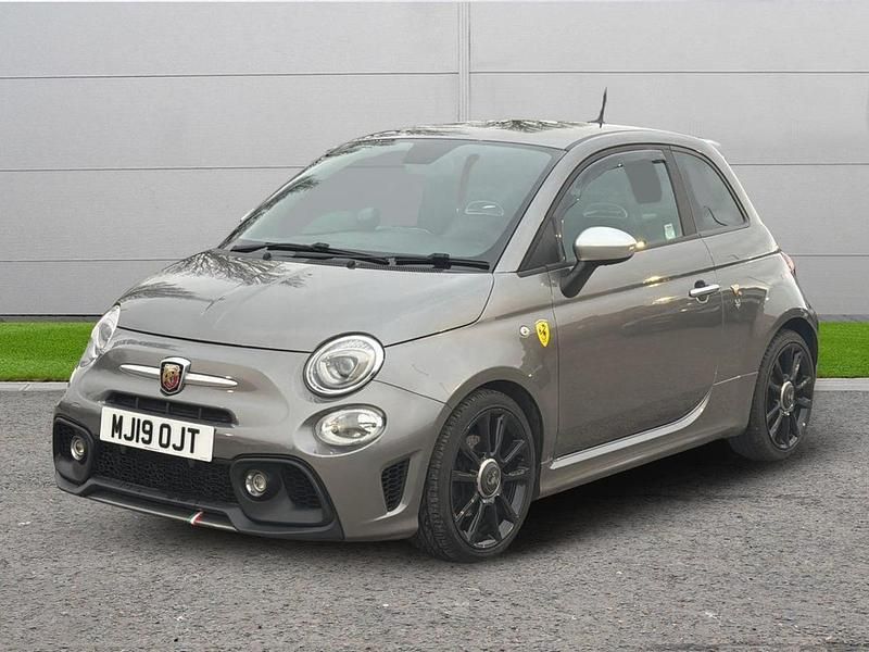 Begagnad Abarth 595 Turismo 165 HK (121 kW) 2019 Grå Halvkombi