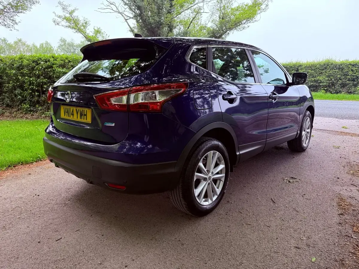 Used Nissan Qashqai Acenta 2014 Blue SUV