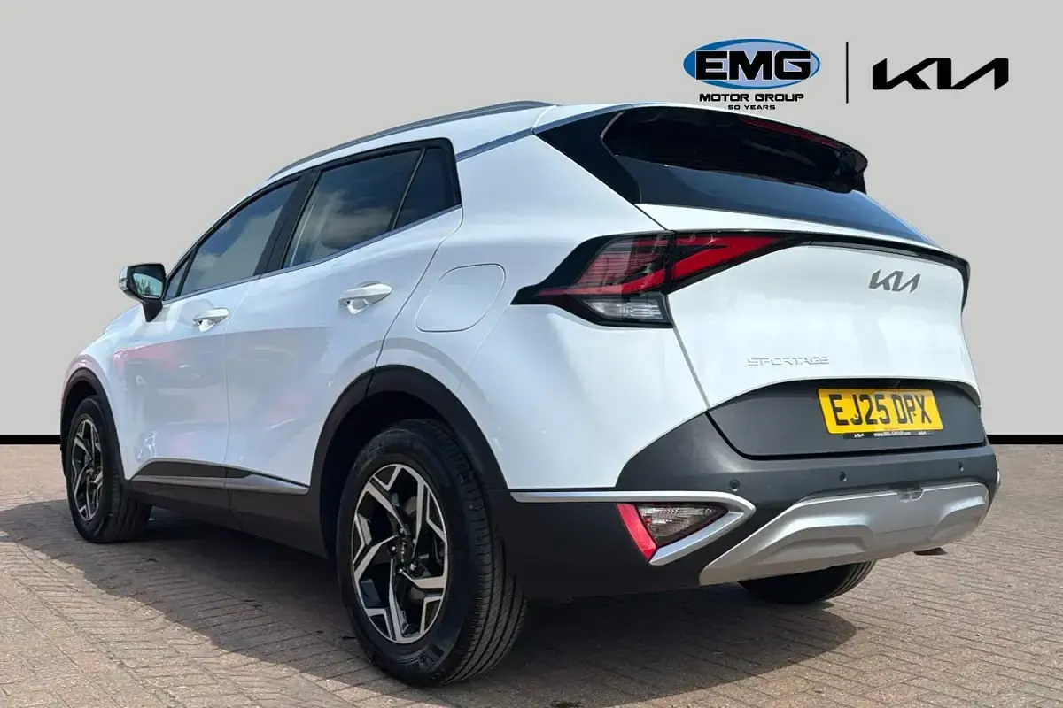 Used Kia Sportage 157 HP (115 kW) 2025 Fusion white SUV