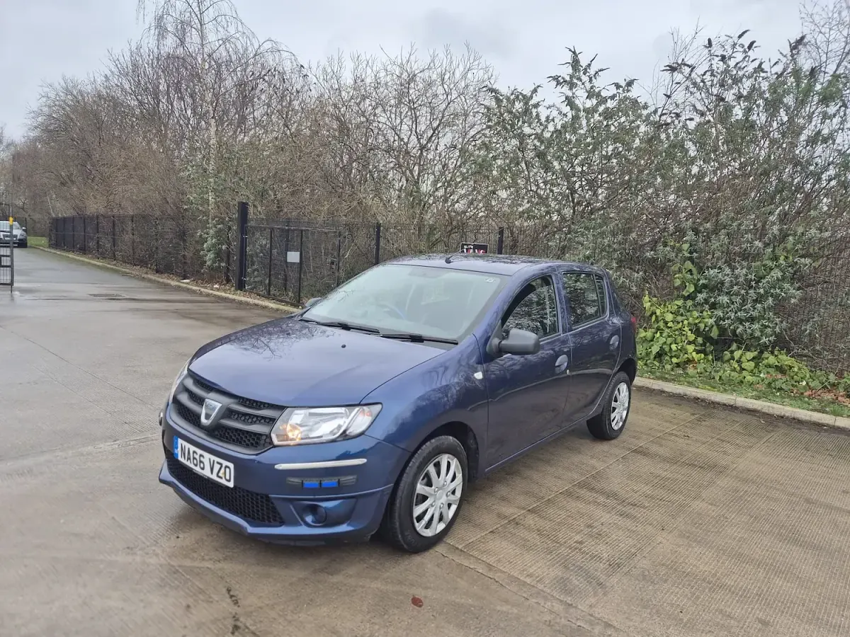 Used Dacia Sandero Ambiance 2016 Blue Hatchback
