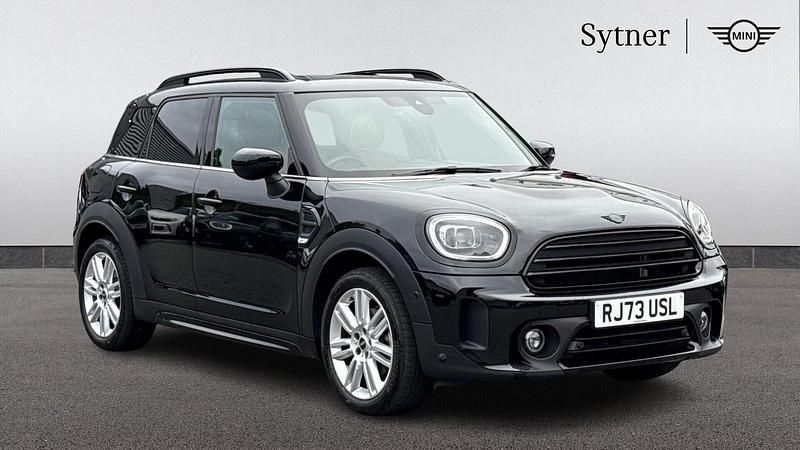 Black Used 2024 Mini Cooper Countryman Exclusive SUV | £28,500 (A bit pricey) - Image 1/4