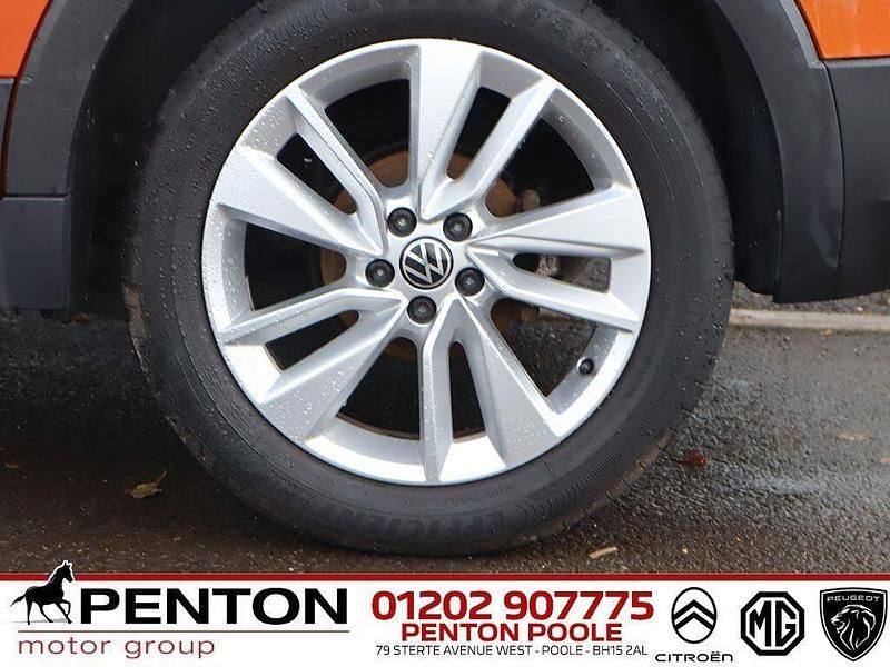 Used VW T-Cross SE 110 HP (80 kW) 2022 Orange SUV