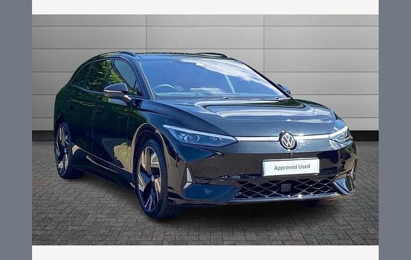 Black Used 2025 VW ID.7 GTX Hatchback | £39,150 (Good price) - Image 1/3