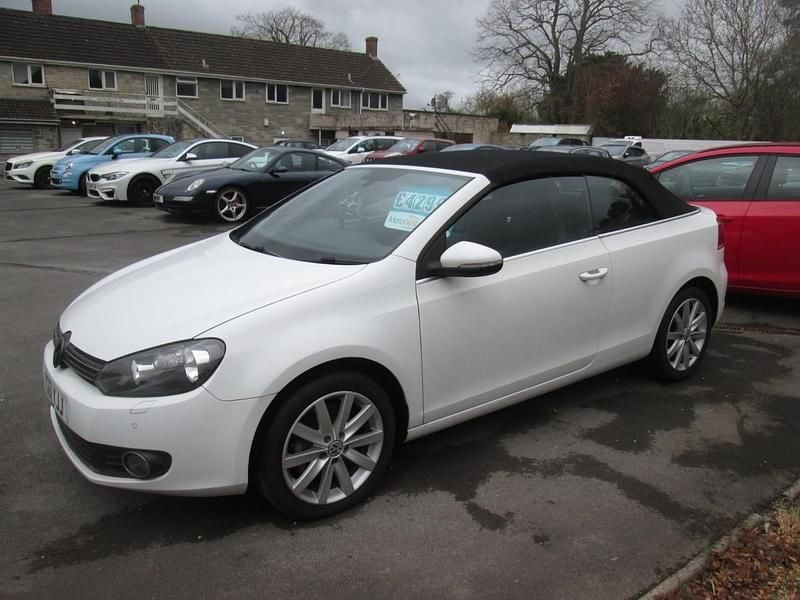 Used VW Golf SE 105 HP (77 kW) 2011 White Cabriolet