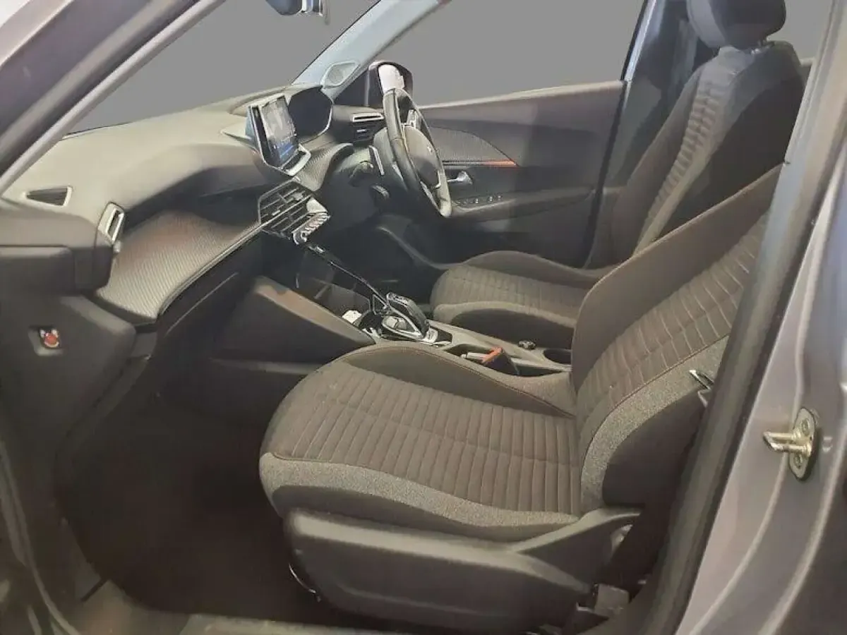 Used Peugeot 2008 Active 130 HP (95 kW) 2020 Grey SUV