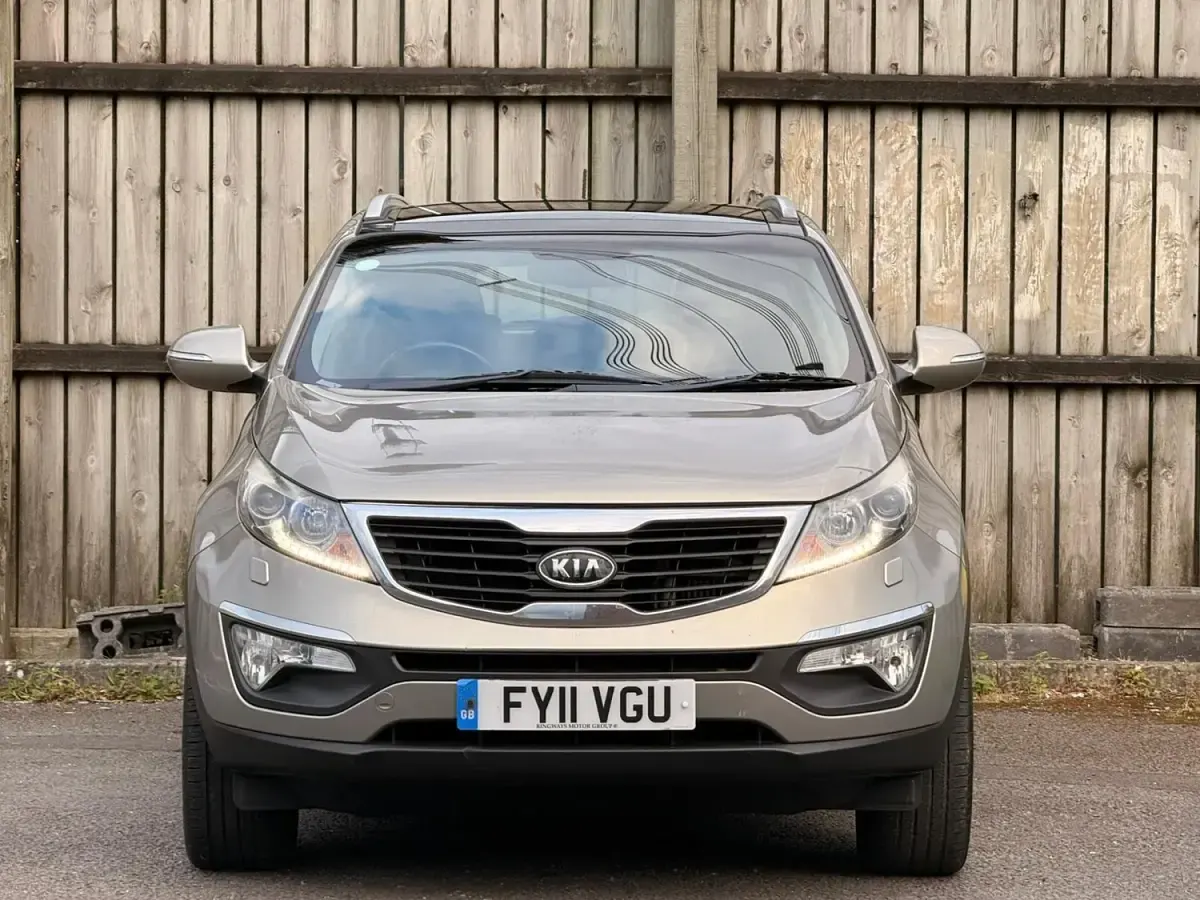Begagnad Kia Sportage 115 HK (84 kW) 2011 Silver SUV