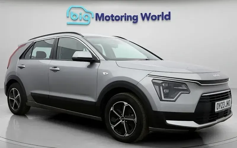 Gebraucht Kia Niro 141 PS (103 kW) 2023 SUV