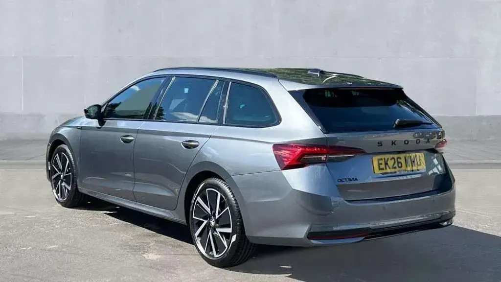 Used Skoda Octavia SportLine 150 HP (110 kW) 2026 Grey Estate