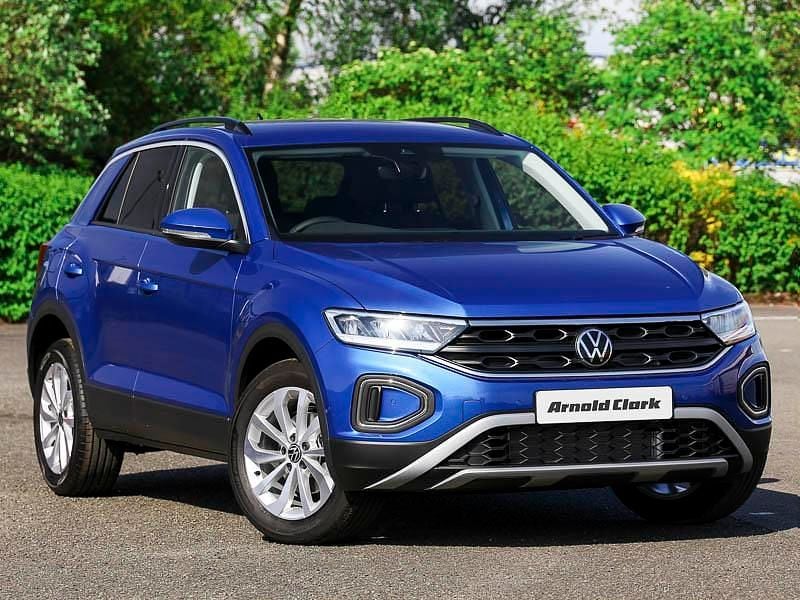 Blue New 2025 VW T-Roc Match SUV | £29,095 (Good price) - Image 1/4