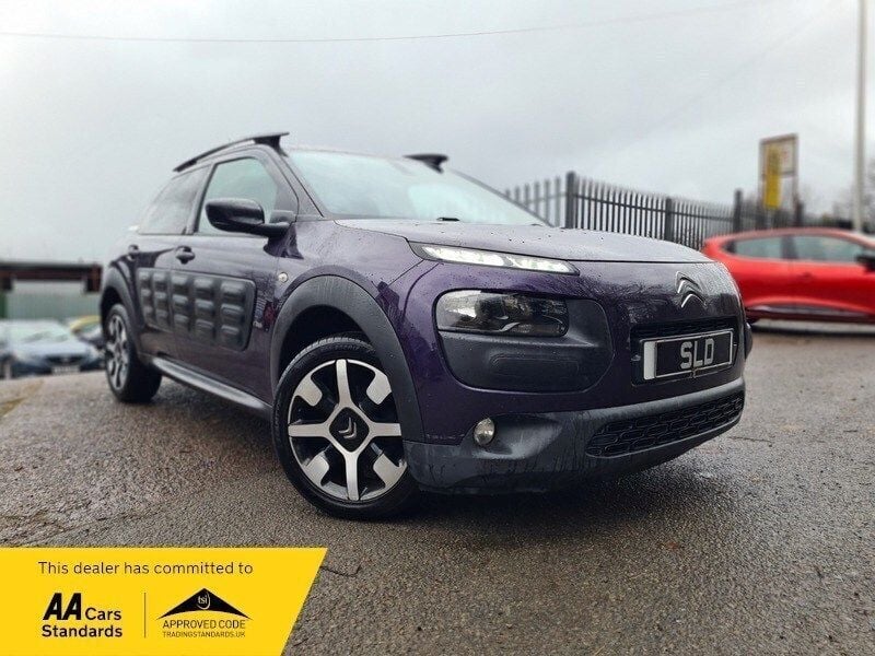 Mauve/purple Used 2016 Citroën C4 Cactus Flair Hatchback | £4,995 (Good price) - Image 1/4